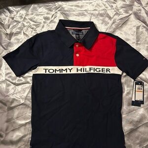 New with tags !Tommy Hilfiger kid  boy Navy and Red Polo Shirt 8/10